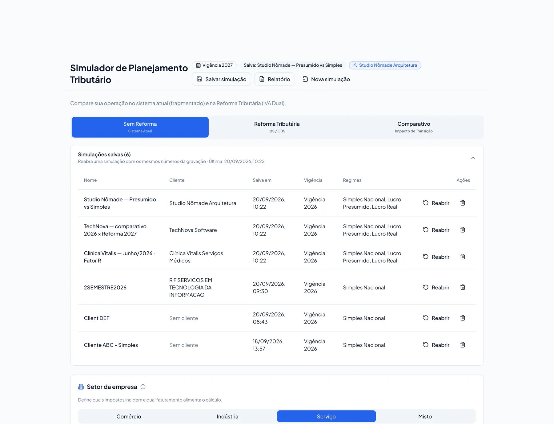 Lista de simulações salvas no simulador, com nome, cliente e data de cada uma e o botão para reabrir.